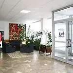 Start Ξενοδοχείο